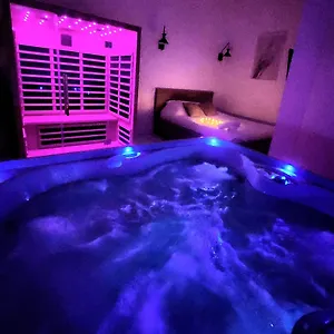  Appartement Loft Jacuzzi Privatif France